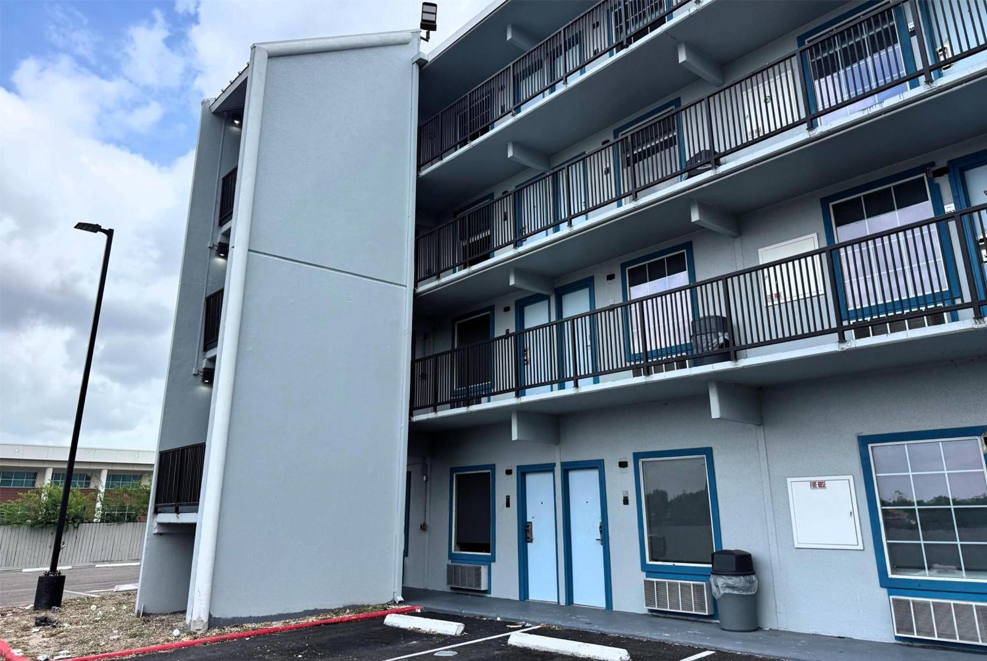 Hotel Baymont By Wyndham Corpus Christi Airport Exterior foto