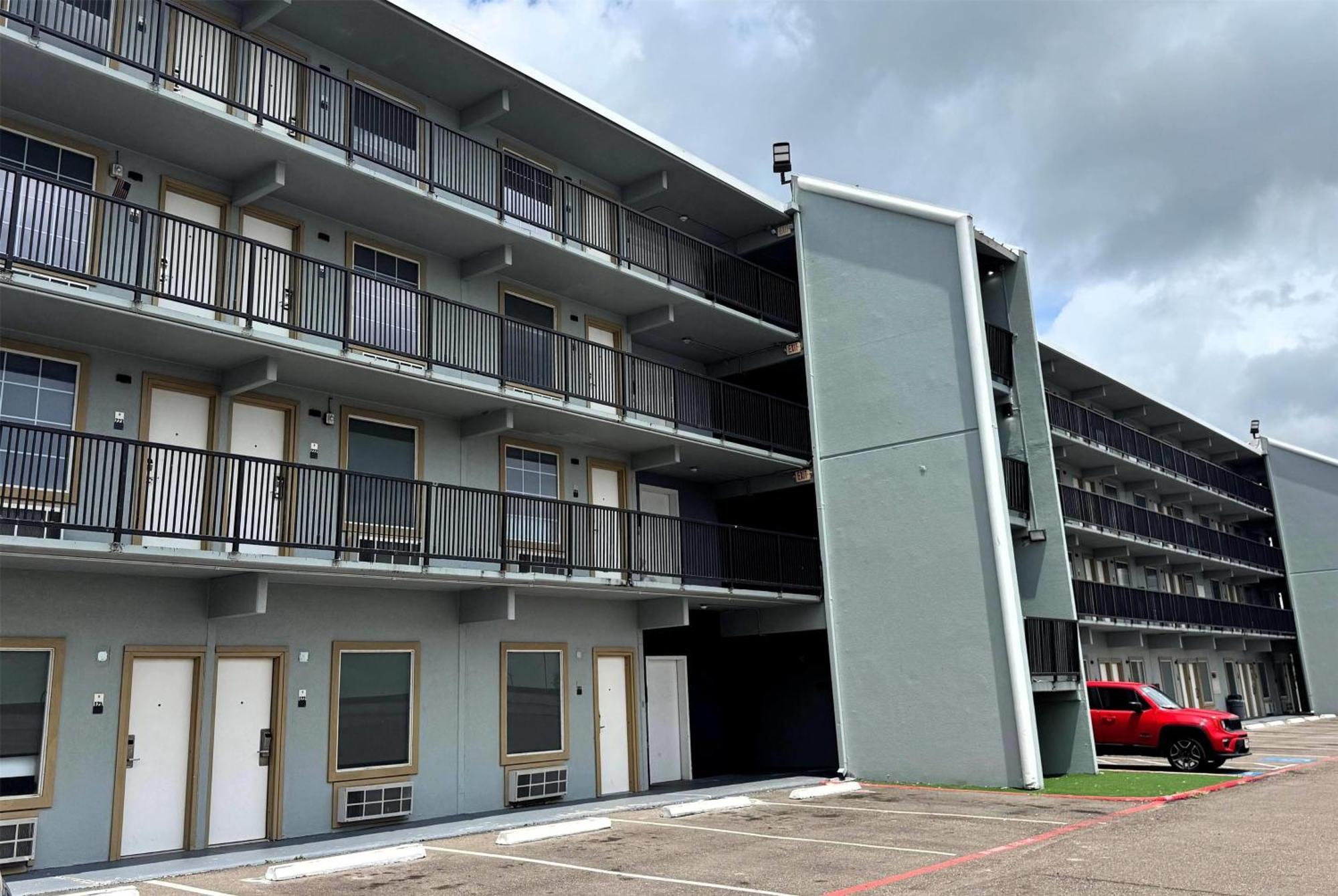 Hotel Baymont By Wyndham Corpus Christi Airport Exterior foto